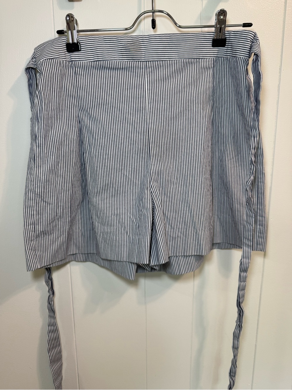 J by J. Crew Striped Trouser Shorts with Waist Tie Womans 6